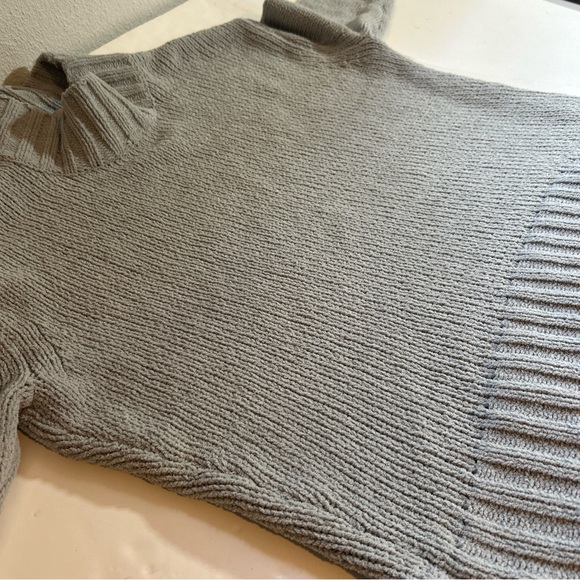 Philosophy High Neck Gray Knit Sweater Size Large - Picture 10 of 10